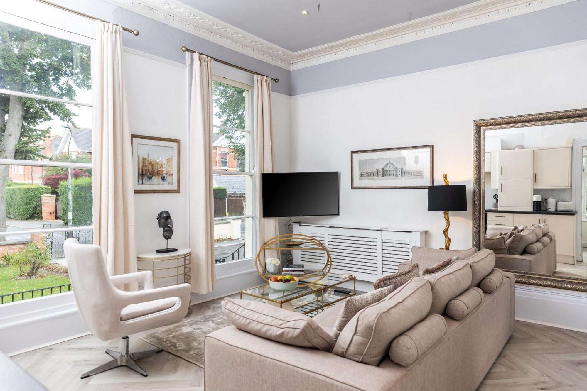 10 Sydenham - By Luxury Apartments Τσέλτενχαμ Εξωτερικό φωτογραφία